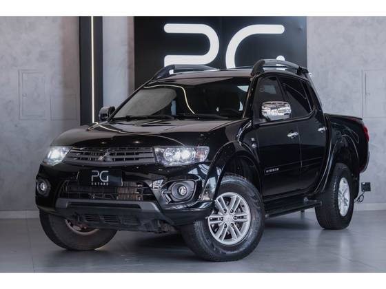 MITSUBISHI L200 TRITON 3.5 HPE 4X4 CD V6 24V FLEX 4P AUTOMÁTICO MITSUBISHI L200 TRITON 3.5 HPE 4X4 CD V6 24V FLEX 4P AUTOMÁTICO